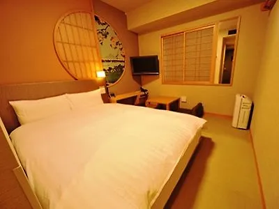 Dormy Inn Express Nagoya 3*,