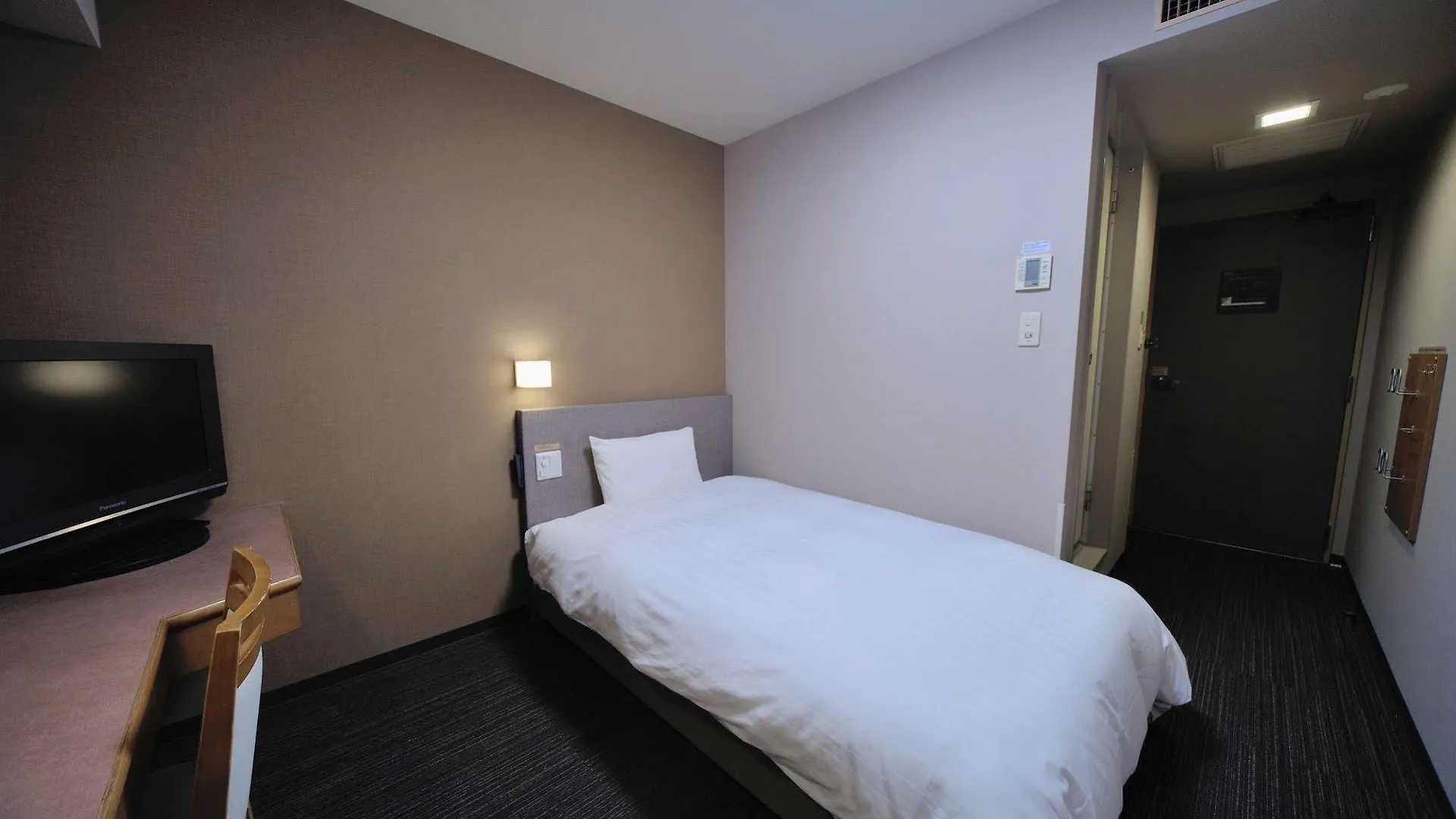 *** Economy hotel Dormy Inn Express Nagoya Japan